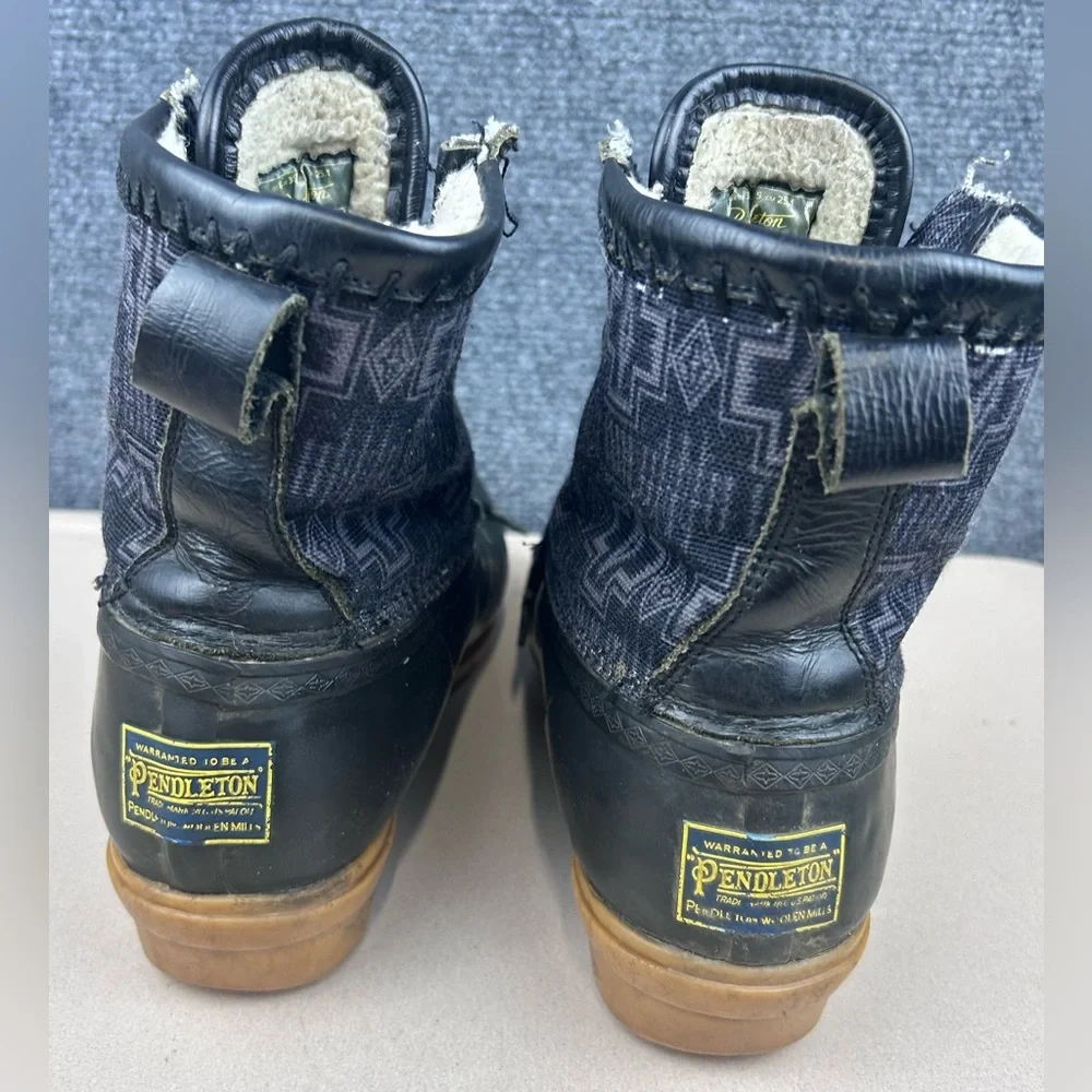 Pendleton Heritage Women’s Duck Boots Western Print Size 6